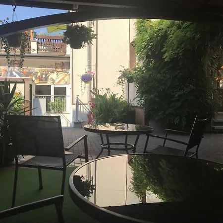 Gæstehus Pension Borna 3*